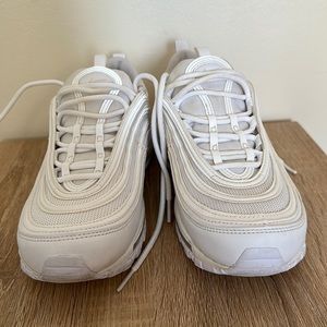Women’s Nike air max 97 size 9